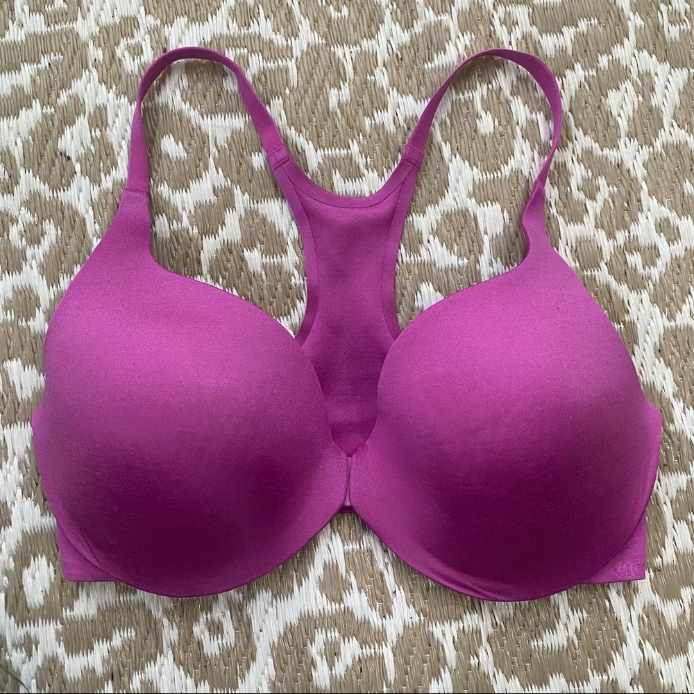 34DD Victoria’s Secret racer back front close bra